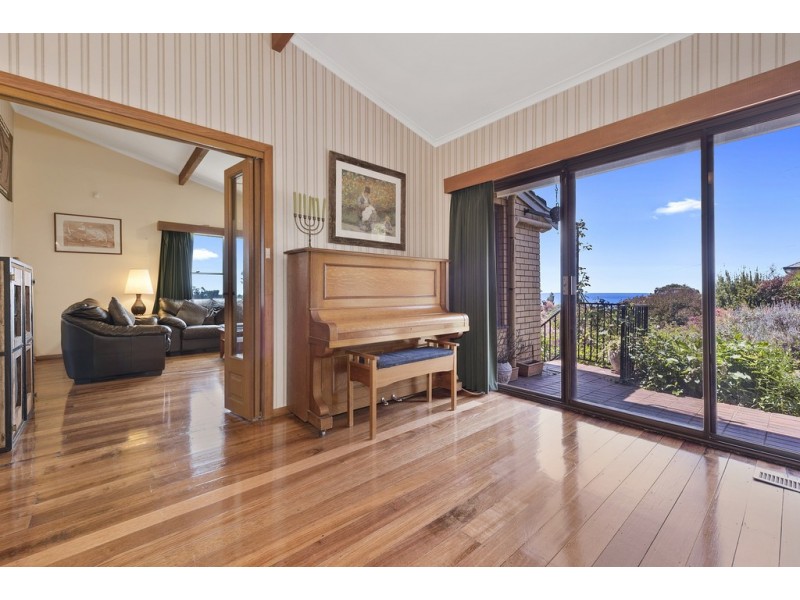 8 Tracey Street, Park Grove TAS 7320