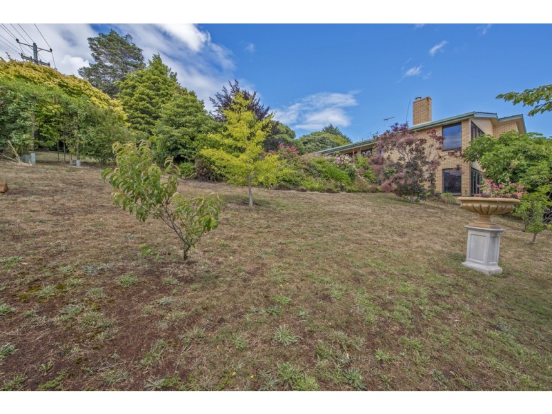 8 Tracey Street, Park Grove TAS 7320