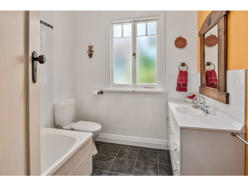 39-41 Seaview Avenue, Parklands TAS 7320