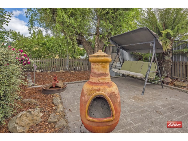 8 Pecks Road, Flowerdale TAS 7325