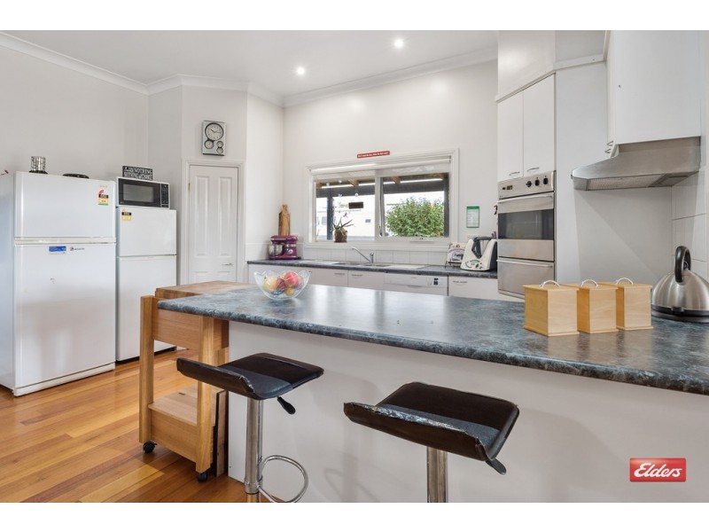8 Pecks Road, Flowerdale TAS 7325