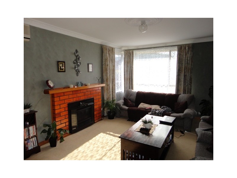 11 Futuna Avenue, Park Grove TAS 7320