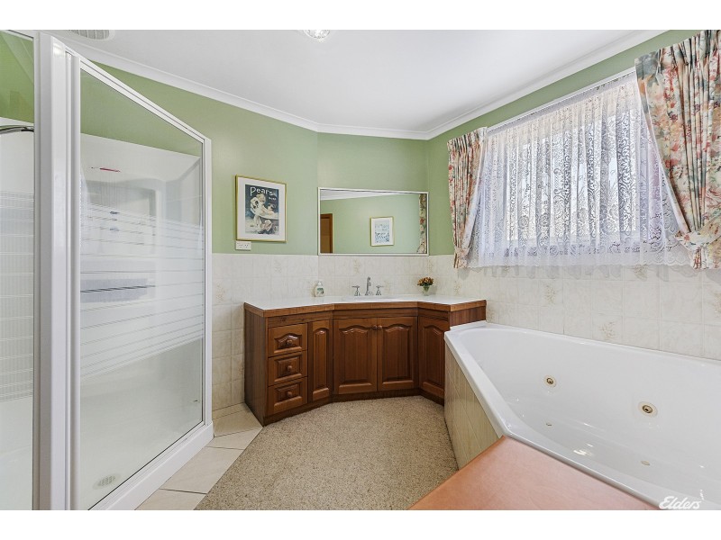 17-19 Greenacre Street, Upper Burnie TAS 7320
