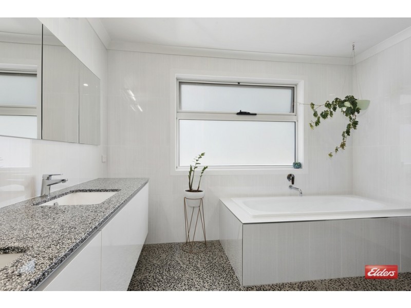 43 Leatherwood Drive, Penguin TAS 7316
