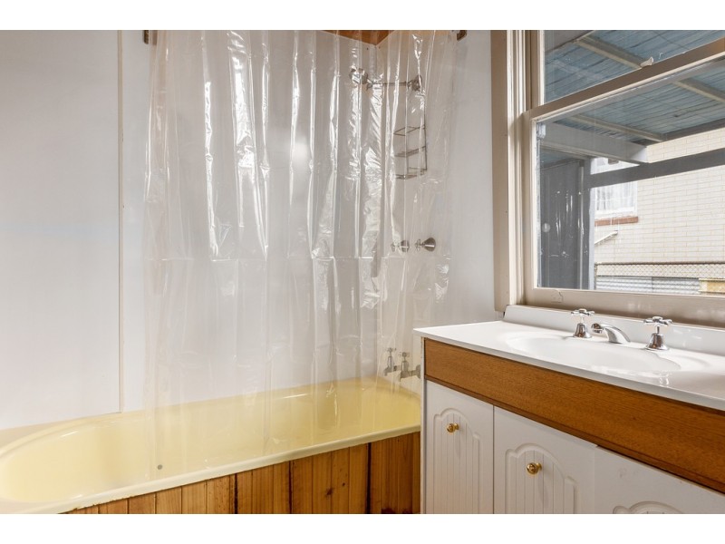 1 Somerset Street, Rosebery TAS 7470