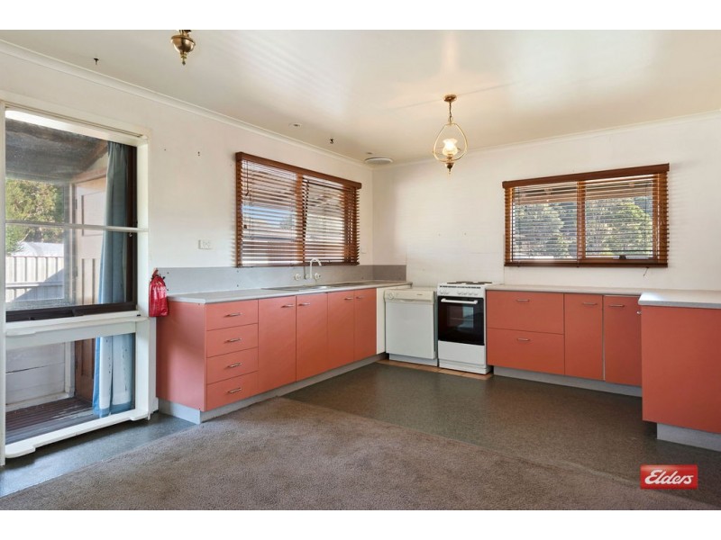 9 Bayley Street, Zeehan TAS 7469