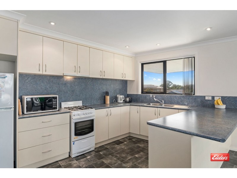 2/6 Fagan Drive, Downlands TAS 7320