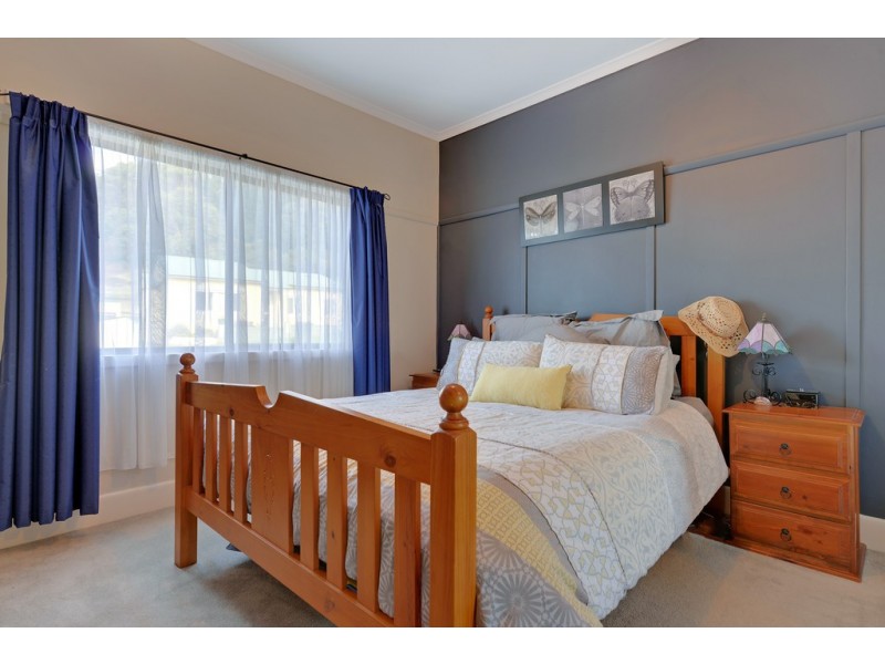 2 Romaine Street, South Burnie TAS 7320