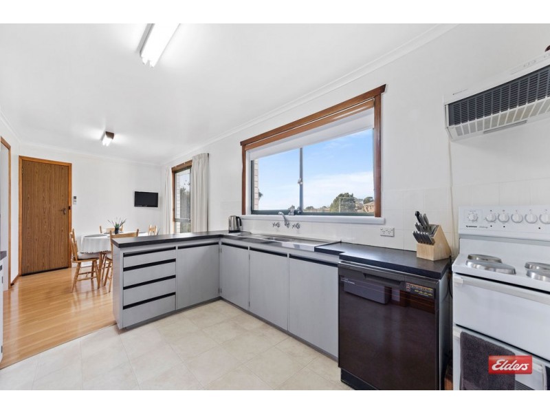 3 Damian Avenue, Downlands TAS 7320