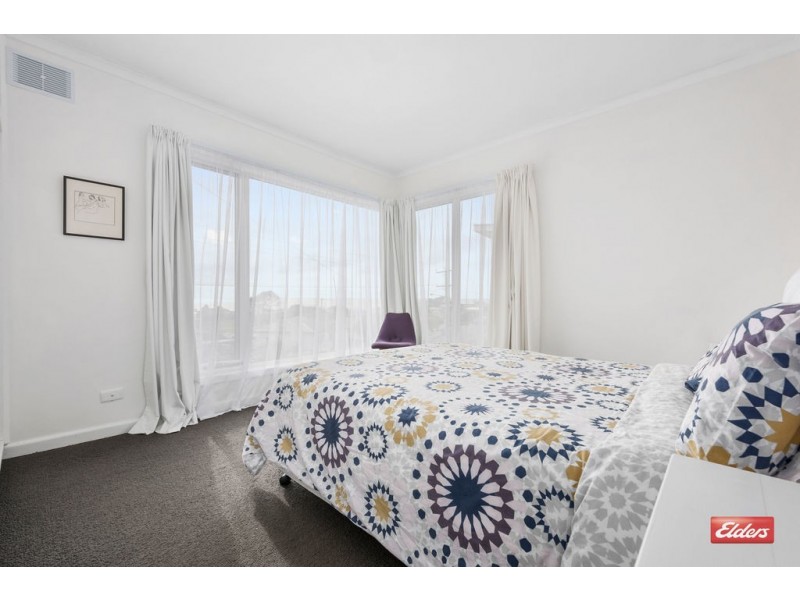 17 Saundridge Road, Cooee TAS 7320