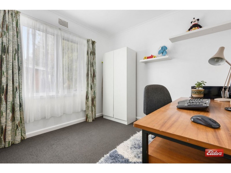 17 Saundridge Road, Cooee TAS 7320