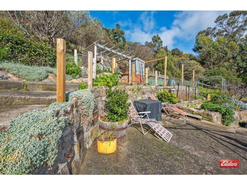 17 Saundridge Road, Cooee TAS 7320