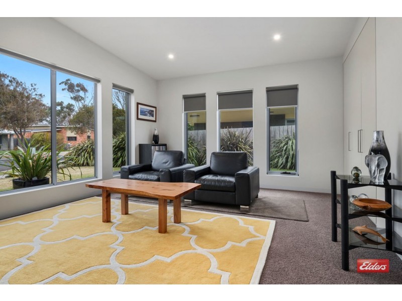 6 Whitegum Way, Turners Beach TAS 7315
