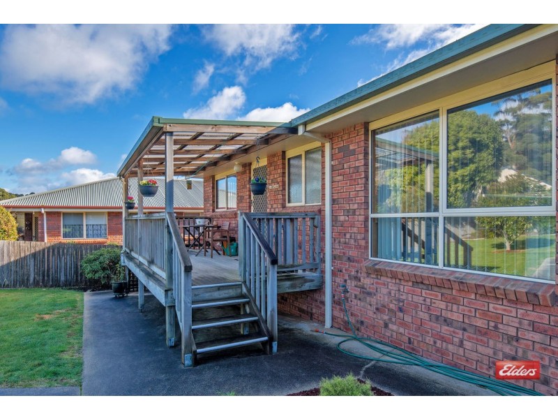 11 West Mooreville Road, Park Grove TAS 7320