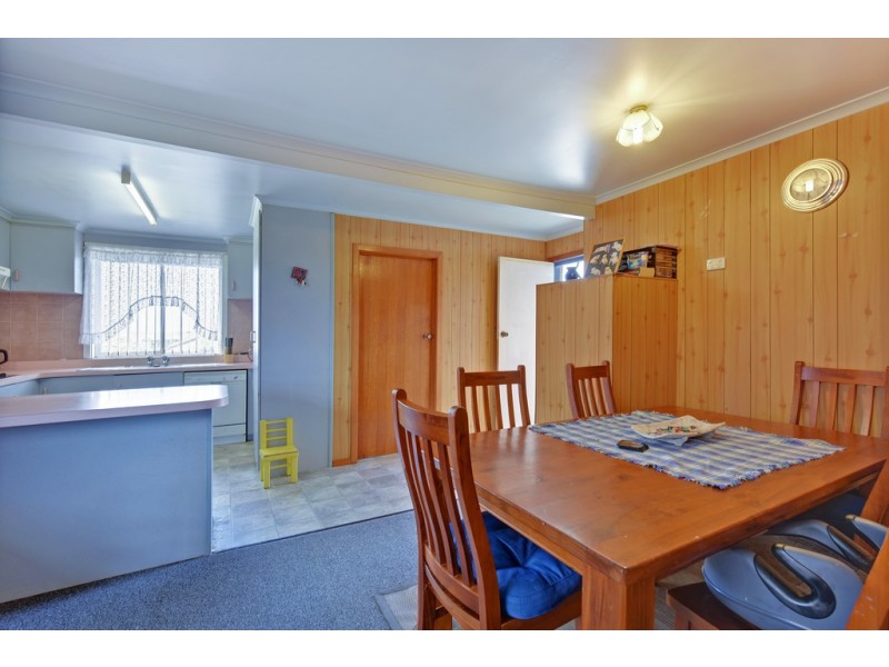29 Winter Avenue, Upper Burnie TAS 7320