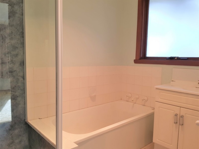 8 Mooreville Road, Park Grove TAS 7320