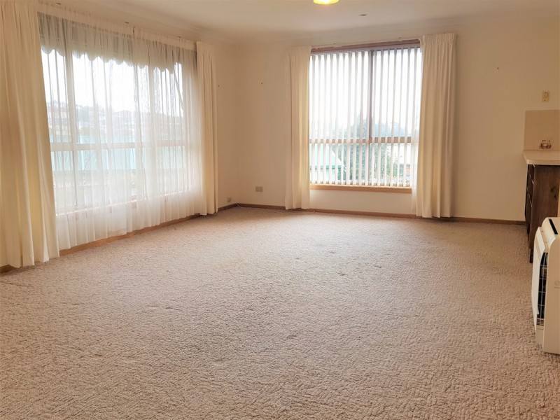 6/200a Mount Street, Upper Burnie TAS 7320