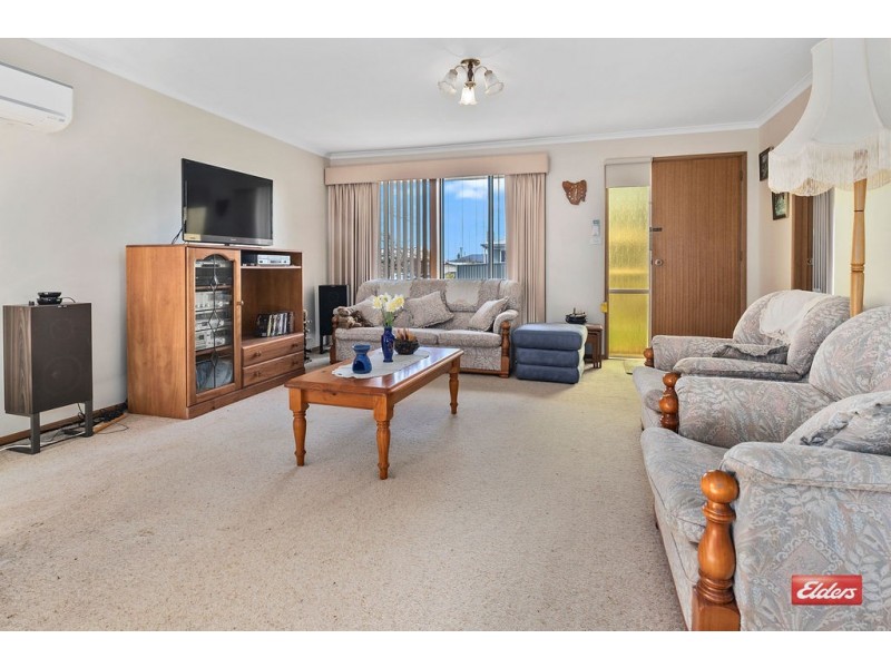 13 Lyons Street, Somerset TAS 7322