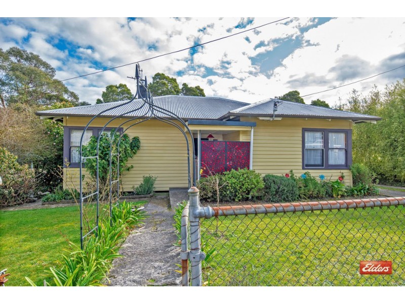 13 Hollywood Street, Rosebery TAS 7470