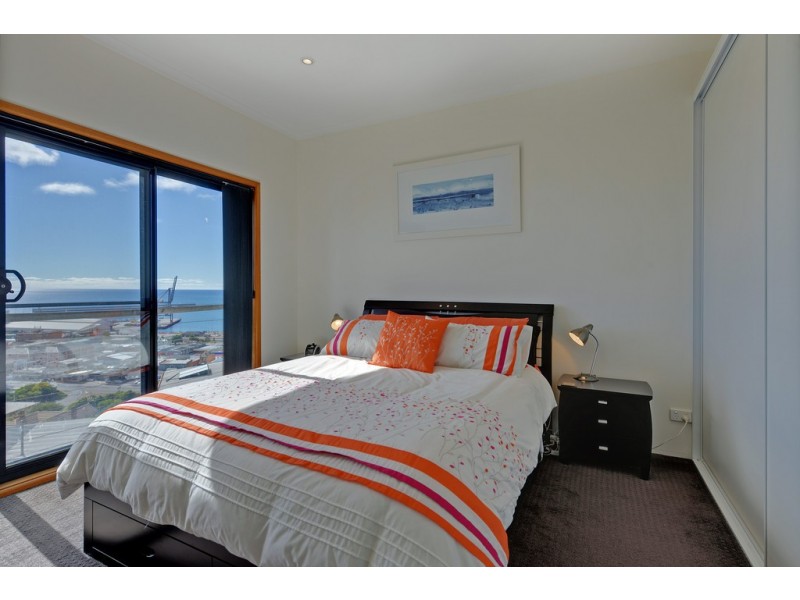 10 Little Bird Street, Burnie TAS 7320