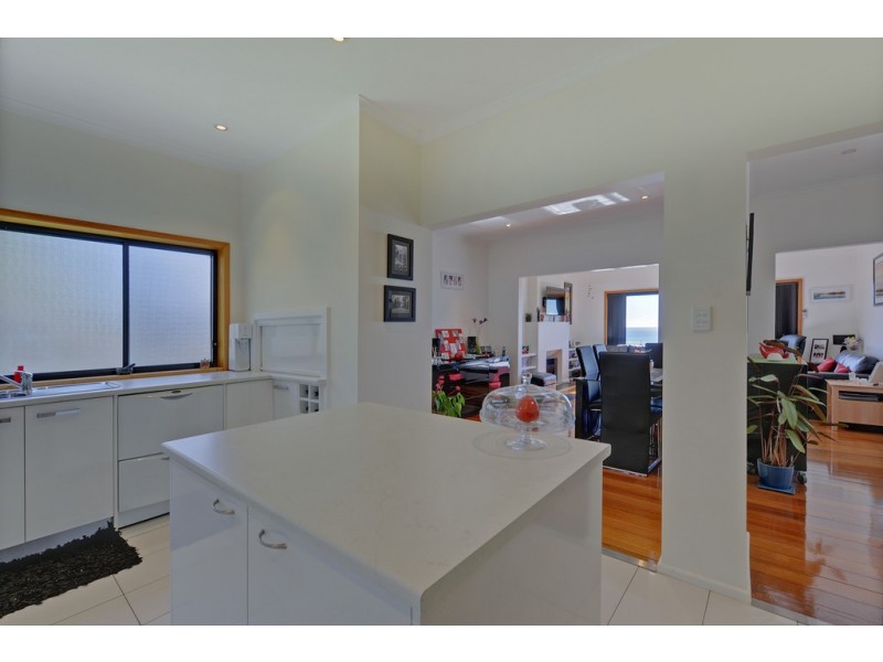 10 Little Bird Street, Burnie TAS 7320