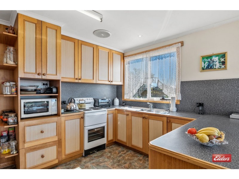 34 Bathurst Street, Upper Burnie TAS 7320