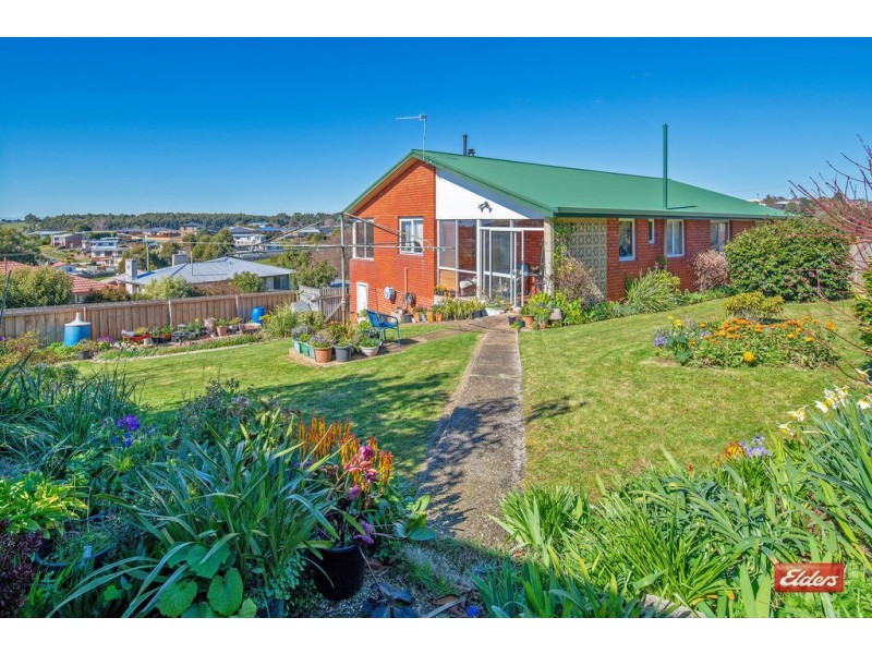 34 Bathurst Street, Upper Burnie TAS 7320