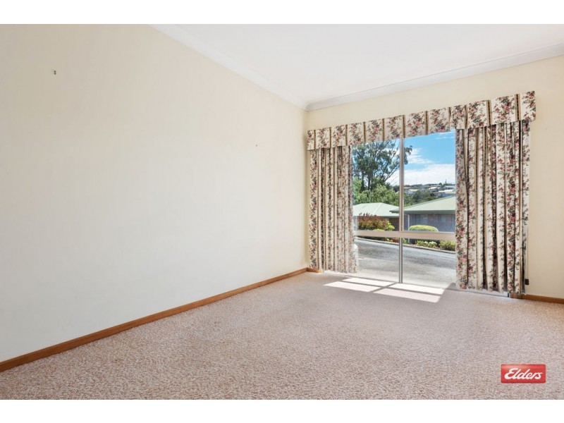 6/200a Mount Street, Upper Burnie TAS 7320