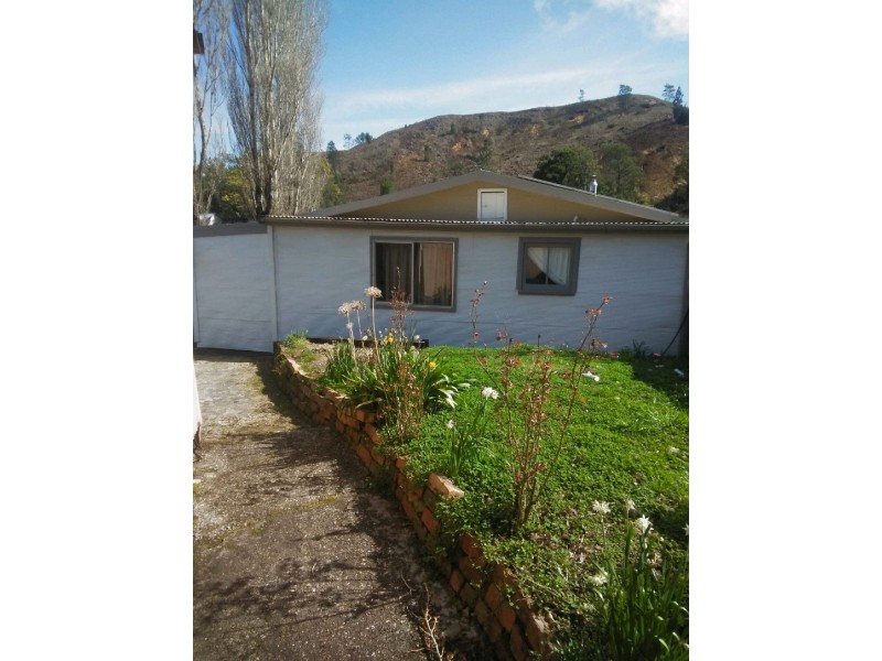 92-94 Batchelor Street, Queenstown TAS 7467