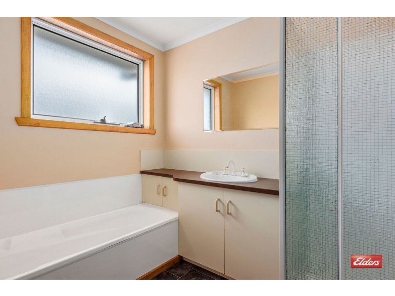 23 Bathurst Street, Upper Burnie TAS 7320
