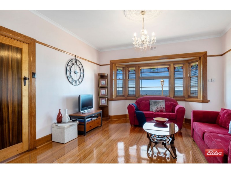 7 Bass Highway, Parklands TAS 7320