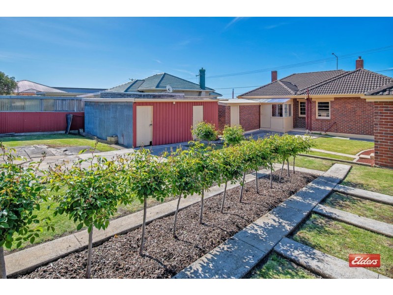 7 Bass Highway, Parklands TAS 7320