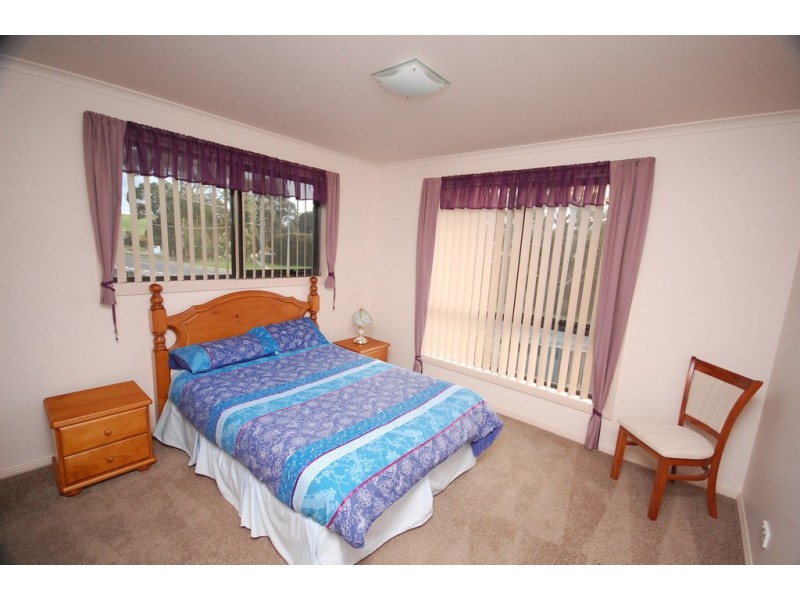 3/2 Sebastian Court, Romaine TAS 7320