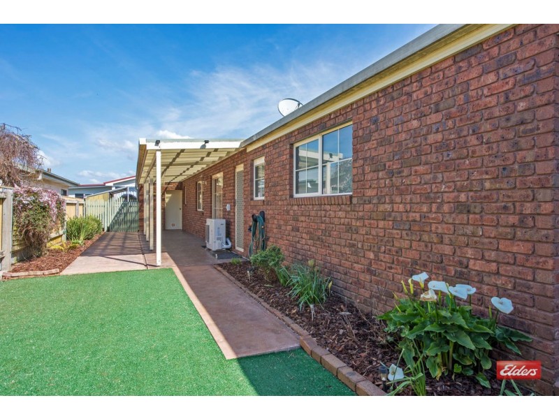 56a Raglan Street, Somerset TAS 7322