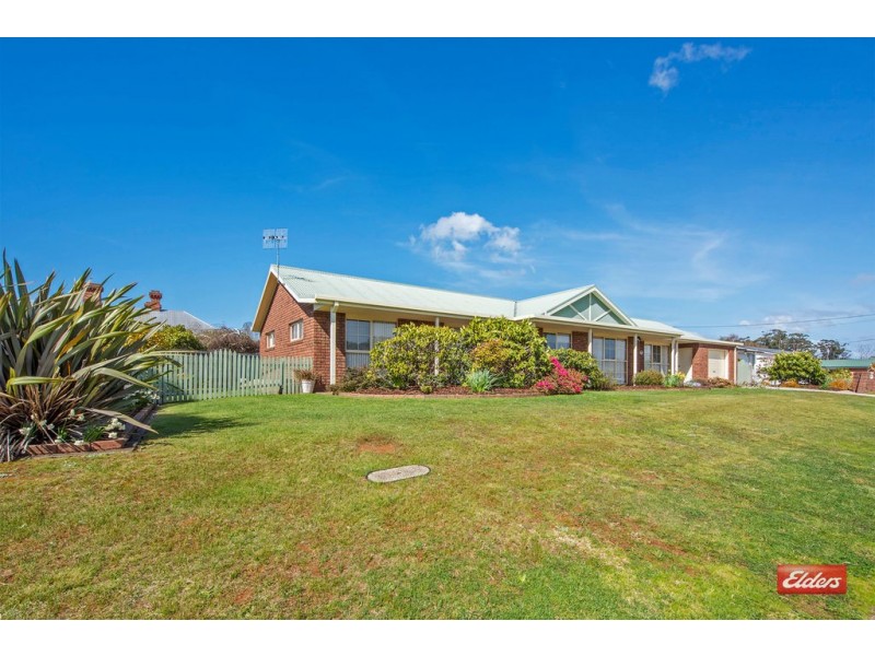56a Raglan Street, Somerset TAS 7322