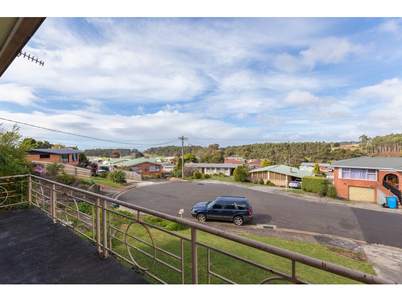9 Simon Court, Romaine TAS 7320