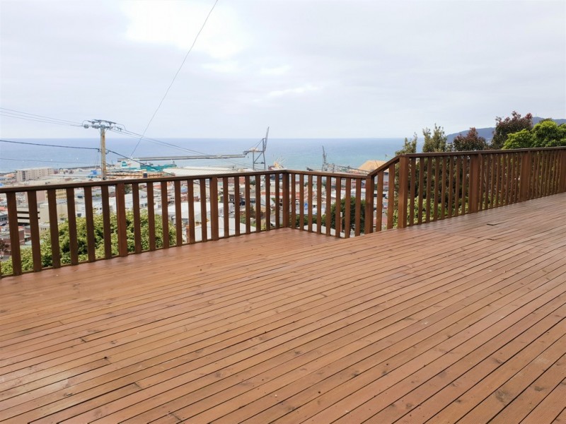 27 View Road, Burnie TAS 7320