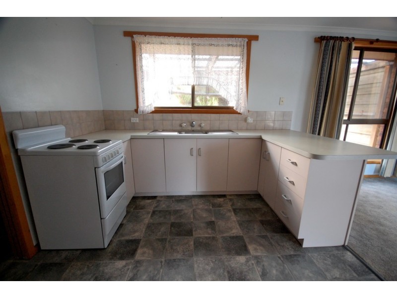 10 Ramsden Street, Somerset TAS 7322