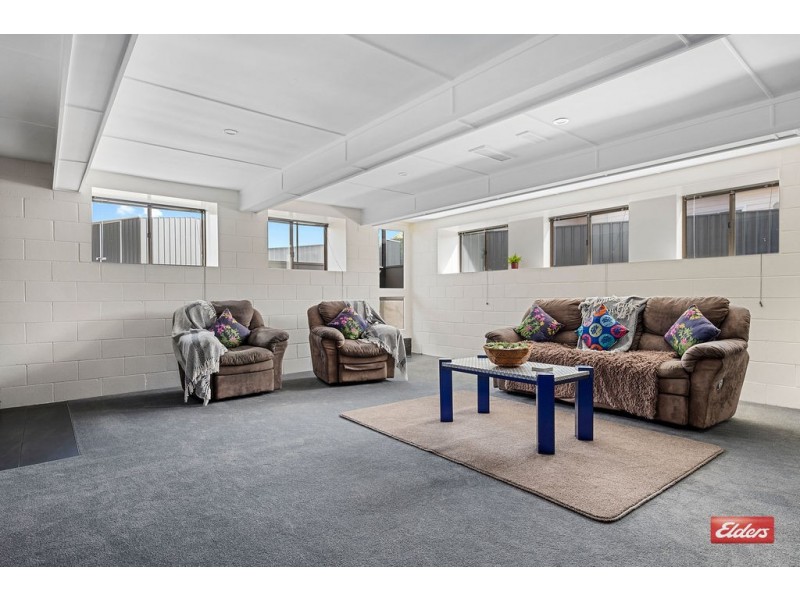 60 Cardigan Street, Somerset TAS 7322