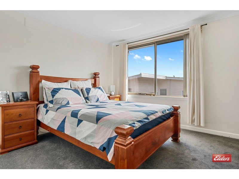 60 Cardigan Street, Somerset TAS 7322