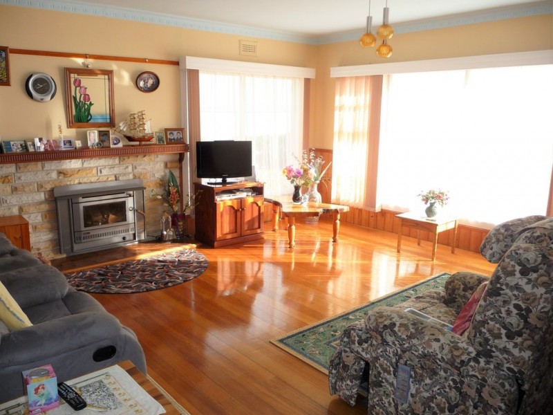 309 Bass Highway, Ocean Vista TAS 7320