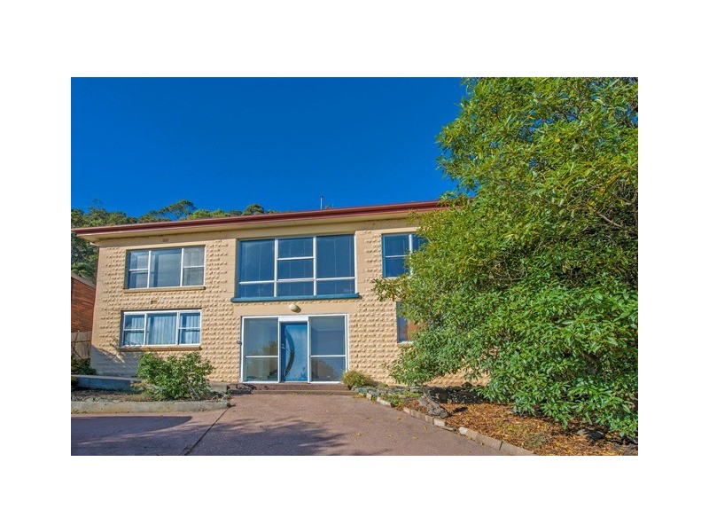 55 Bay Street, Parklands TAS 7320