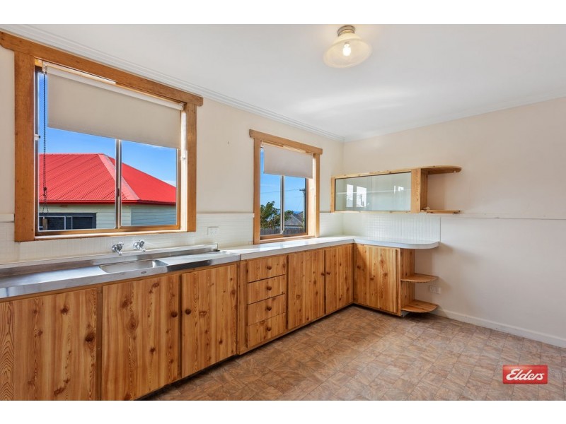 29 Ashwater Crescent, Penguin TAS 7316