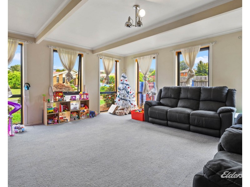 15 Damian Avenue, Downlands TAS 7320