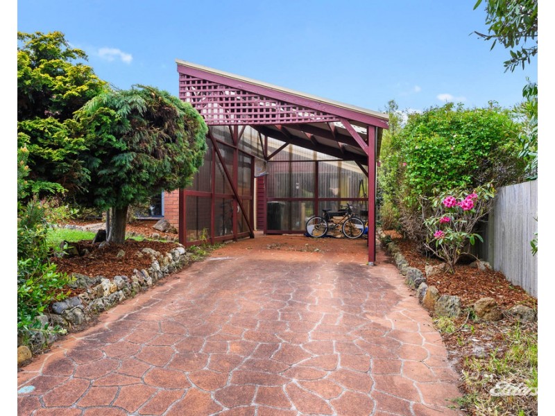 15 Damian Avenue, Downlands TAS 7320