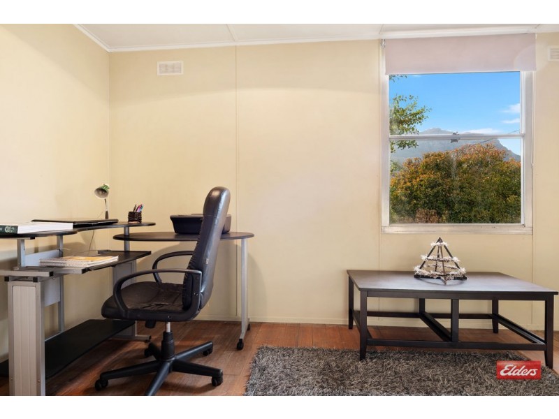 20 Victoria Street, Tullah TAS 7321
