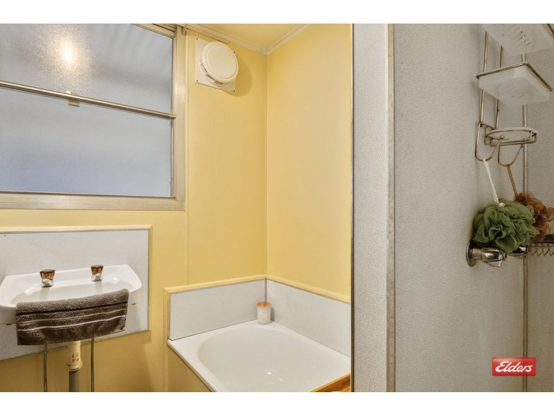 20 Victoria Street, Tullah TAS 7321