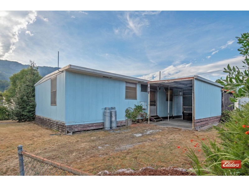 20 Victoria Street, Tullah TAS 7321