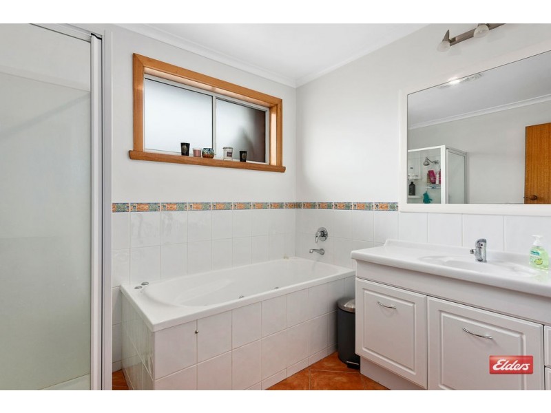 97 Grandview Avenue, Park Grove TAS 7320