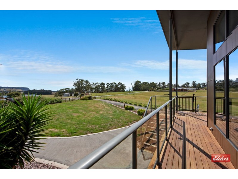 66 Lennah Drive, Wynyard TAS 7325